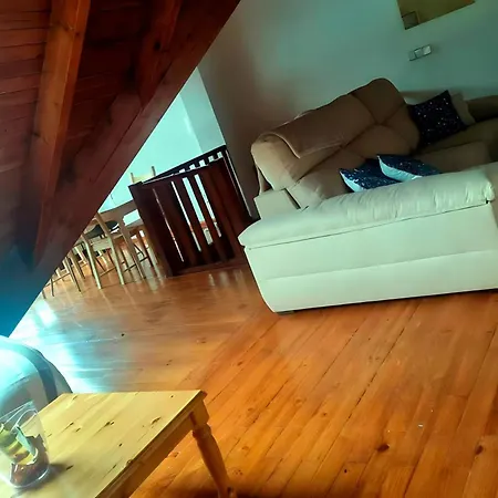 Con Terraza Y Paisajes De Montana Unico Appartement Vielha e Mijaran